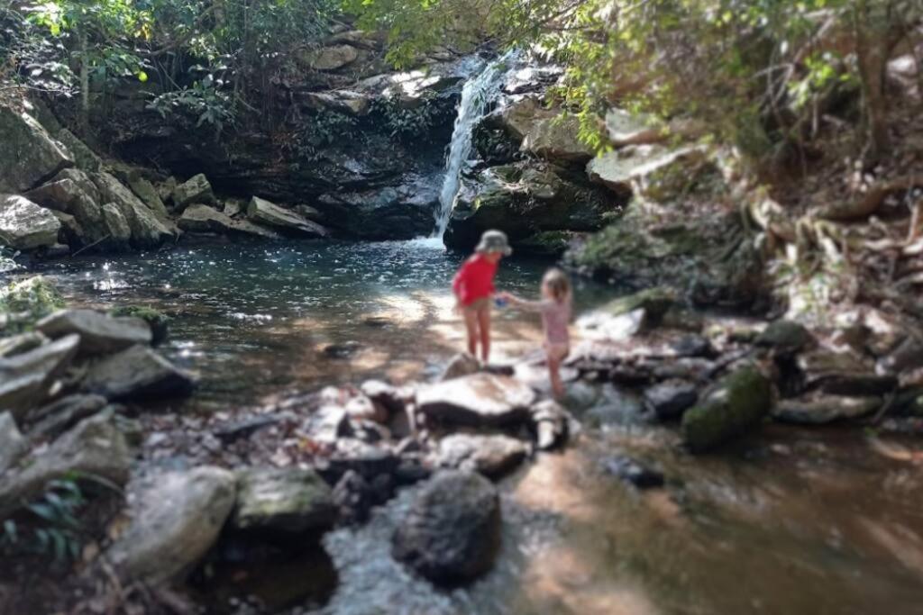 Chale Mirante, Piscina, Cachoeira, Lago E Vista Espetacular Alexania Dış mekan fotoğraf